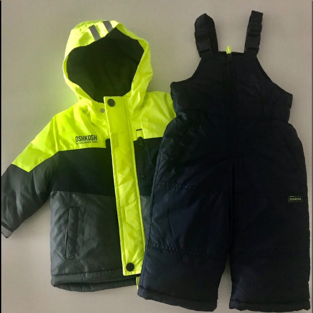 NWOT Oshkosh bgosh 2 piece snow suit size 12 month